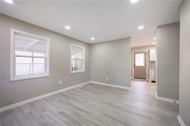 2605 S 48th Street, Kansas City, KS 66106