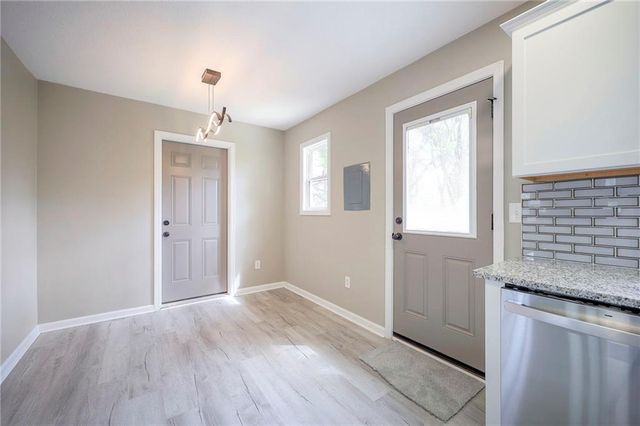 2605 S 48th Street, Kansas City, KS 66106