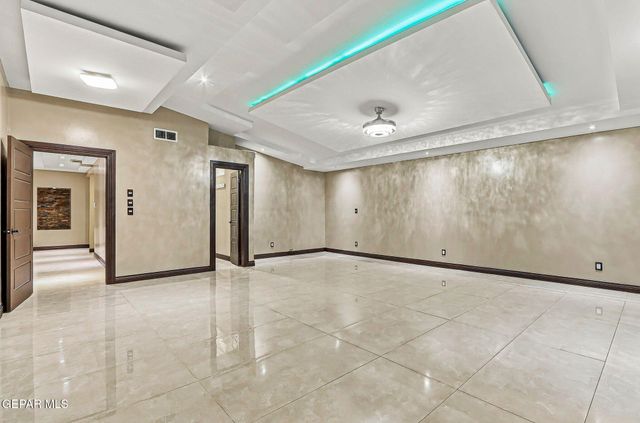 110 S GIBRALTAR Drive, El Paso, TX 79905