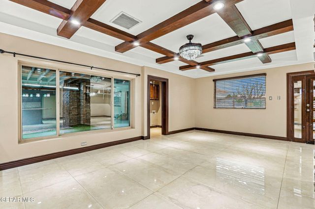 110 S GIBRALTAR Drive, El Paso, TX 79905