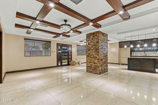 110 S GIBRALTAR Drive, El Paso, TX 79905