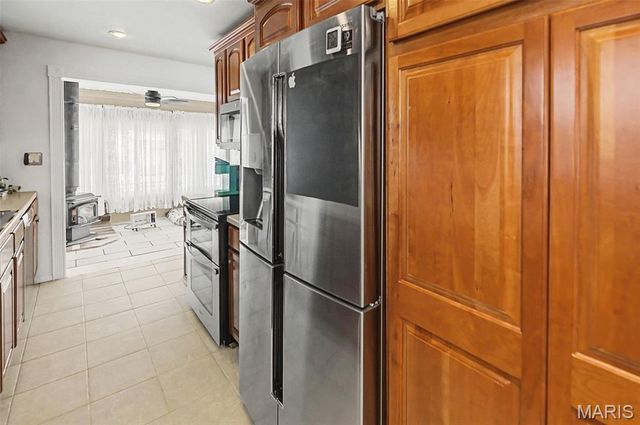 1102 Sheehan Lane, Alton, IL 62002