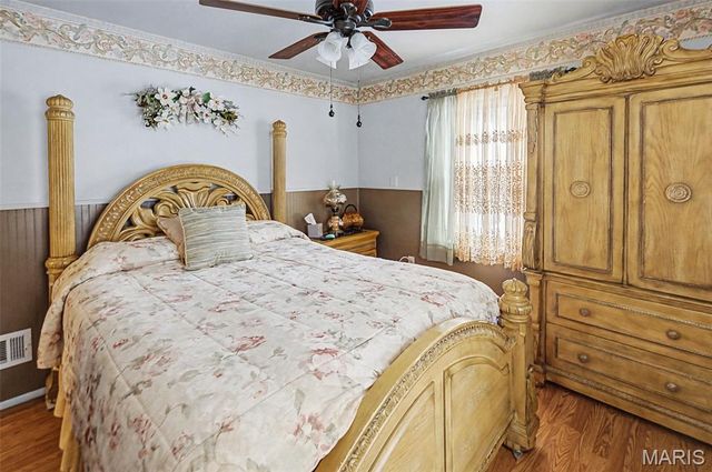 1102 Sheehan Lane, Alton, IL 62002