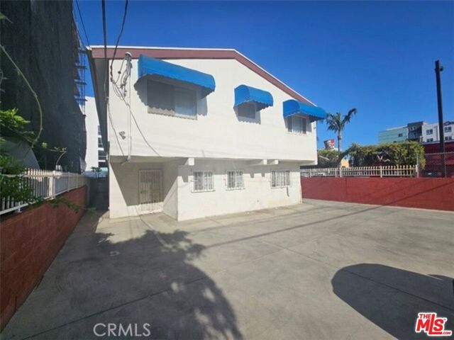 981 S Catalina Street, Los Angeles, CA 90006