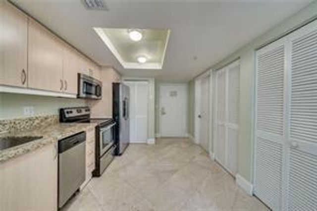 2951 S Bayshore Drive 415, Miami, FL 33133