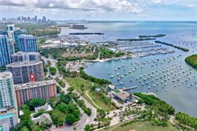 2951 S Bayshore Drive 415, Miami, FL 33133