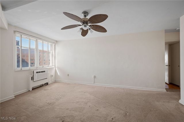 11820 Edgewater Drive 809, Lakewood, OH 44107