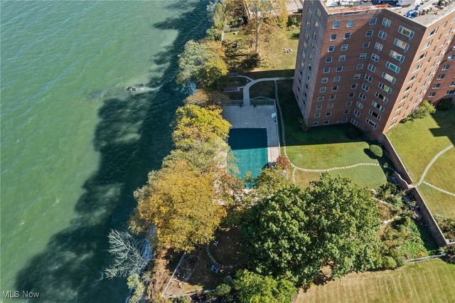 11820 Edgewater Drive 809, Lakewood, OH 44107