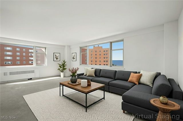 11820 Edgewater Drive 809, Lakewood, OH 44107