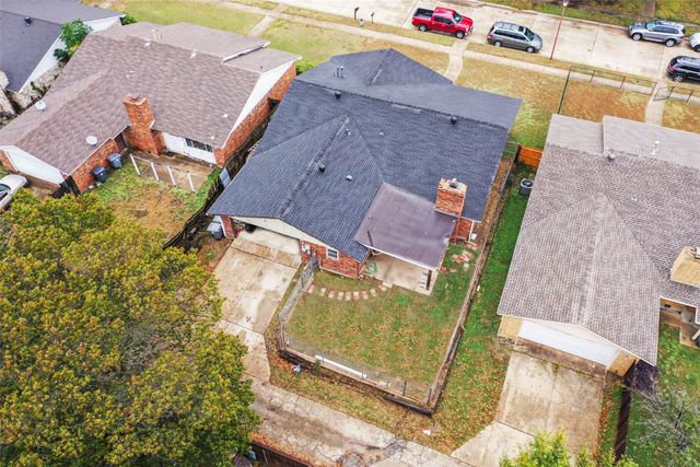 7306 Blackwillow Lane, Dallas, TX 75249