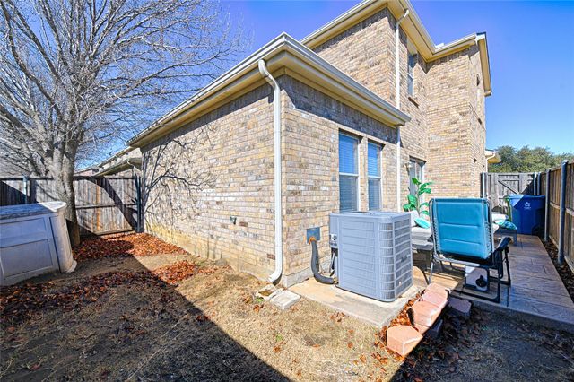 5984 Stone Mountain Road, Lewisville, TX 75056