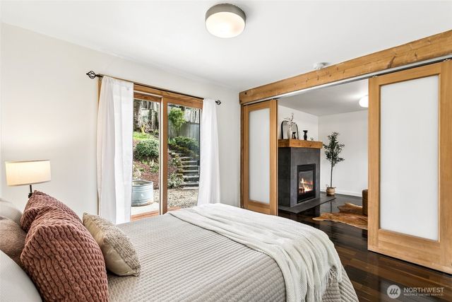 7758 Highland Park Way SW, Seattle, WA 98106