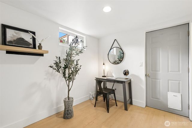 7758 Highland Park Way SW, Seattle, WA 98106