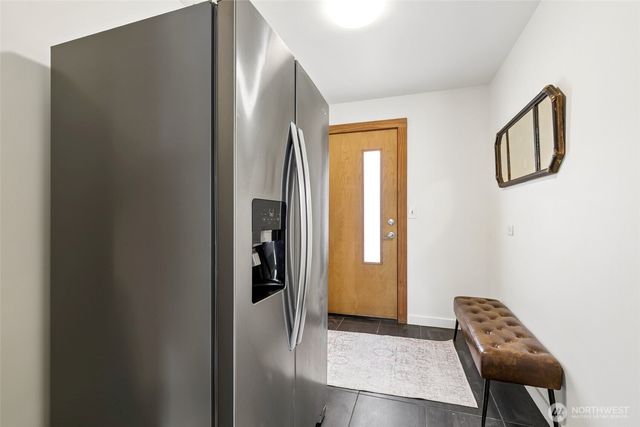 7758 Highland Park Way SW, Seattle, WA 98106