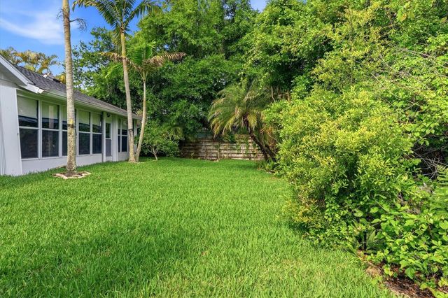 5599 WILDE OAK WAY, Sarasota, FL 34232