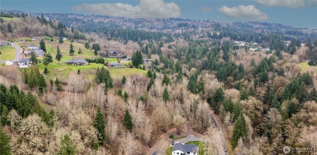 318 Martins Bluff Road, Kalama, WA 98625