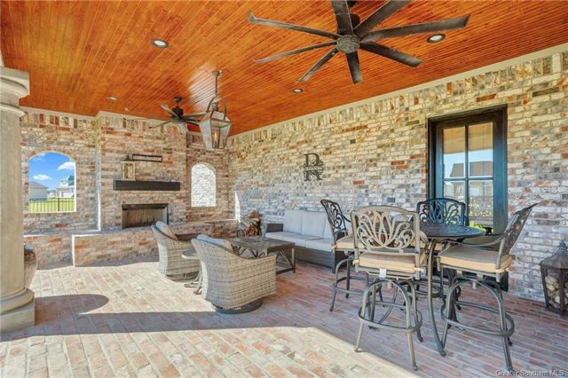 5390 Waterside Drive, Lake Charles, LA 70607