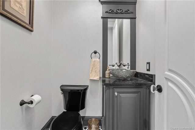 5390 Waterside Drive, Lake Charles, LA 70607