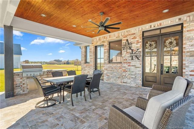 5390 Waterside Drive, Lake Charles, LA 70607