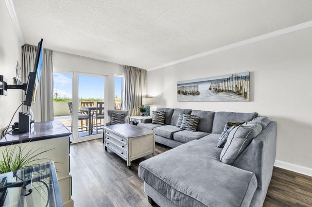 676 Santa Rosa Boulevard, 1F, Fort Walton Beach, FL 32548