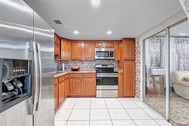 9824 SURREY RIDGE ROAD, Orlando, FL 32825