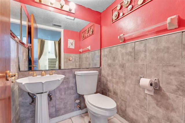 9824 SURREY RIDGE ROAD, Orlando, FL 32825