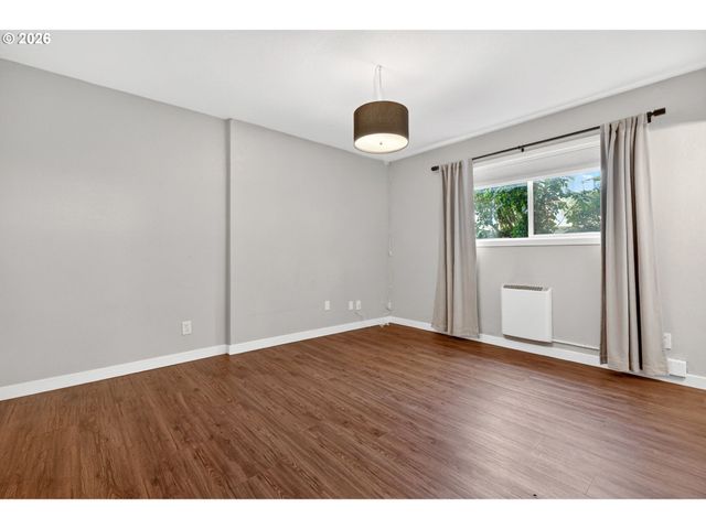 4 TOUCHSTONE 151, Lake Oswego, OR 97035