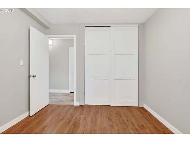 4 TOUCHSTONE 151, Lake Oswego, OR 97035