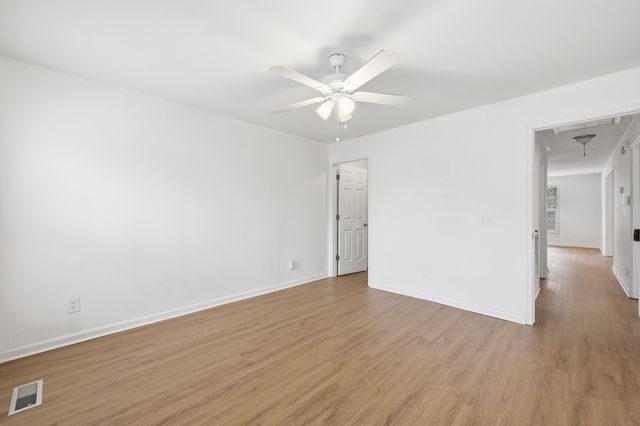 2590 Otranto Road, North Charleston, SC 29406