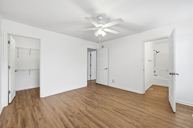 2590 Otranto Road, North Charleston, SC 29406