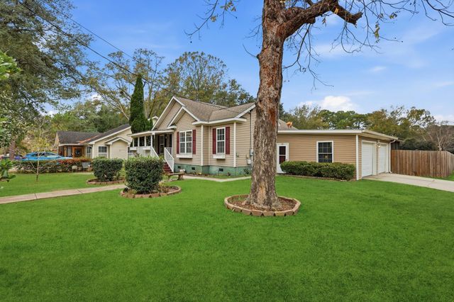 2590 Otranto Road, North Charleston, SC 29406