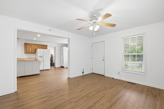 2590 Otranto Road, North Charleston, SC 29406