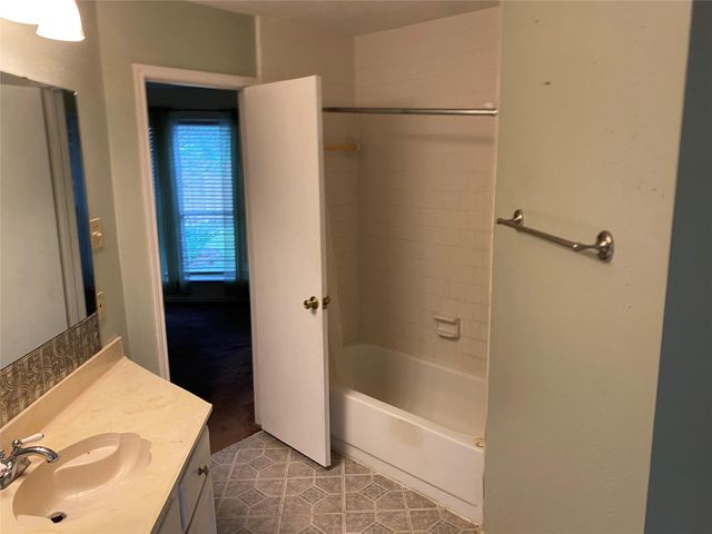 18910 Cloyanna Lane, Humble, TX 77346