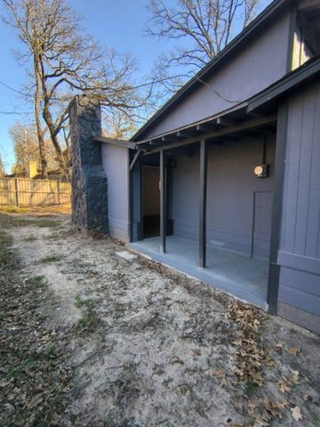 140 Doe Run Road, Gun Barrel City, TX 75156