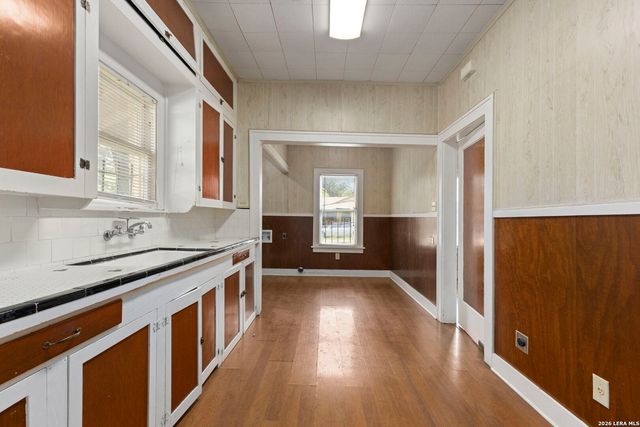 330 BAILEY AVE, San Antonio, TX 78210