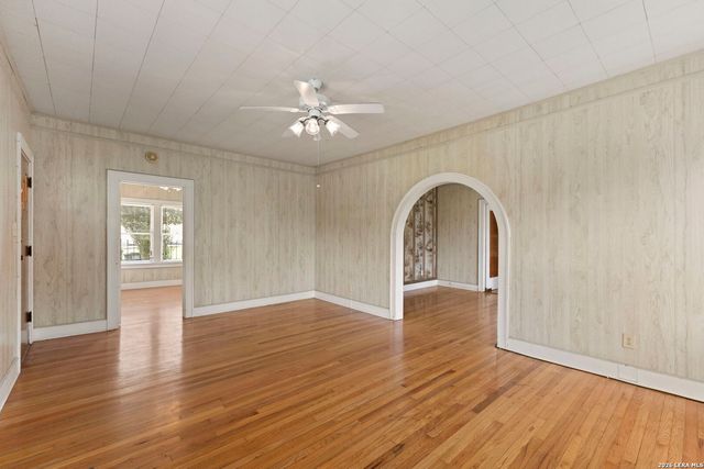 330 BAILEY AVE, San Antonio, TX 78210