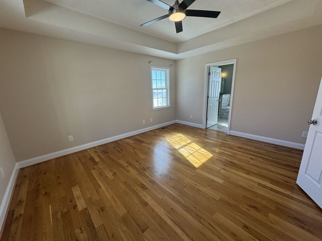 32 RIVERHEAD DR, Staunton, VA 24401