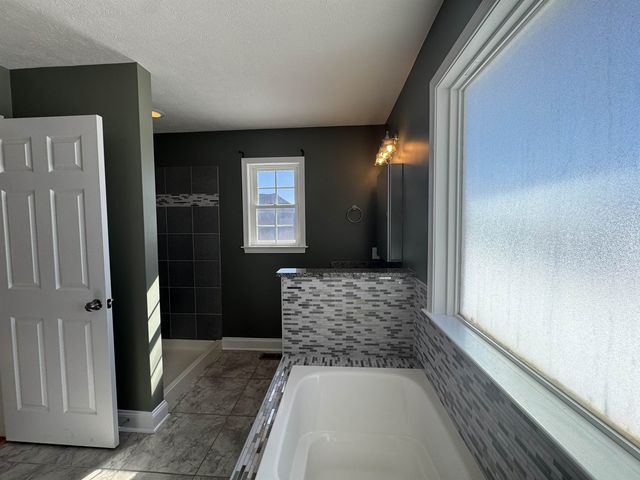 32 RIVERHEAD DR, Staunton, VA 24401