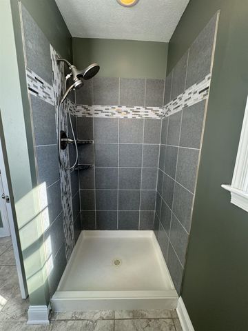 32 RIVERHEAD DR, Staunton, VA 24401