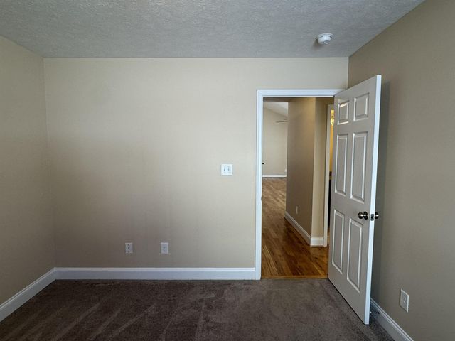 32 RIVERHEAD DR, Staunton, VA 24401