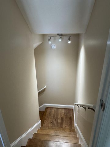 32 RIVERHEAD DR, Staunton, VA 24401