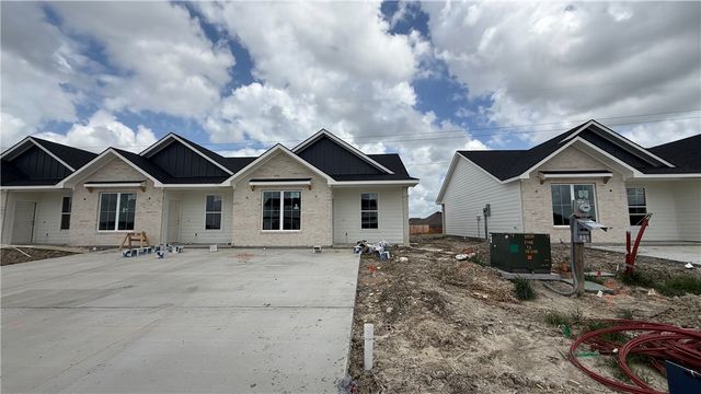 10504 Berry Branch Lane, Bryan, TX 77845