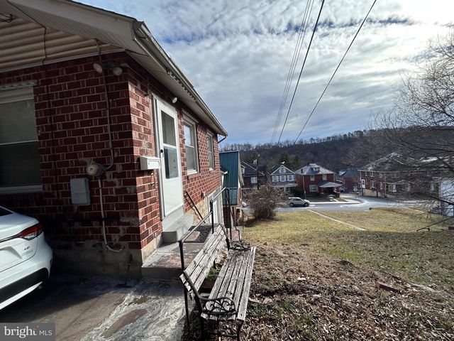 2 EVERGREEN TER, Cumberland, MD 21502