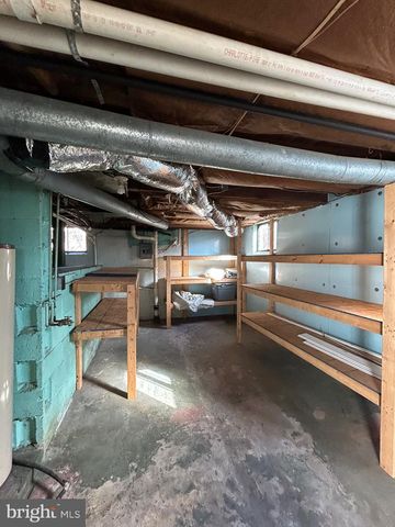 2 EVERGREEN TER, Cumberland, MD 21502