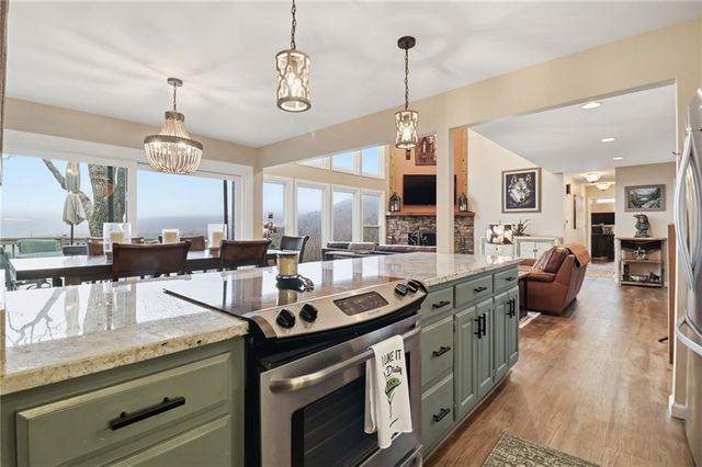 674 Grouse Gap Drive, Big Canoe, GA 30143