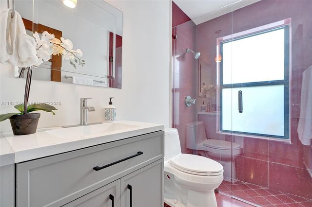 21440 Highland Lakes Blvd, Miami, FL 33179