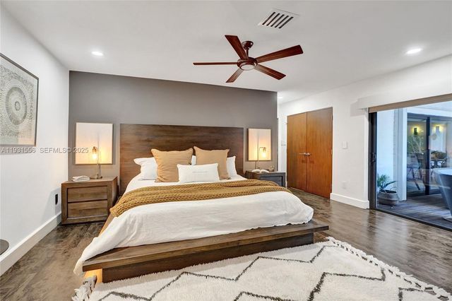 21440 Highland Lakes Blvd, Miami, FL 33179