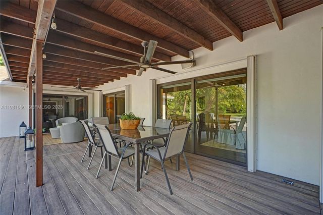 21440 Highland Lakes Blvd, Miami, FL 33179