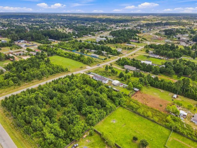 287 Road 5118, Cleveland, TX 77327