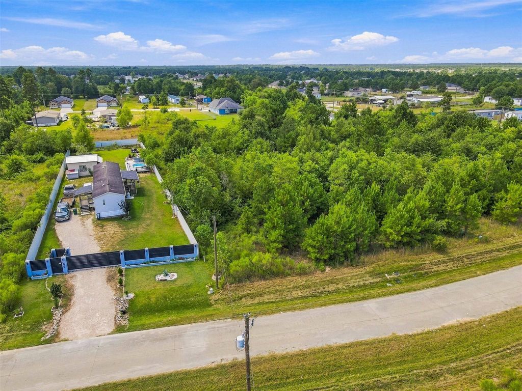 287 Road 5118, Cleveland, TX 77327